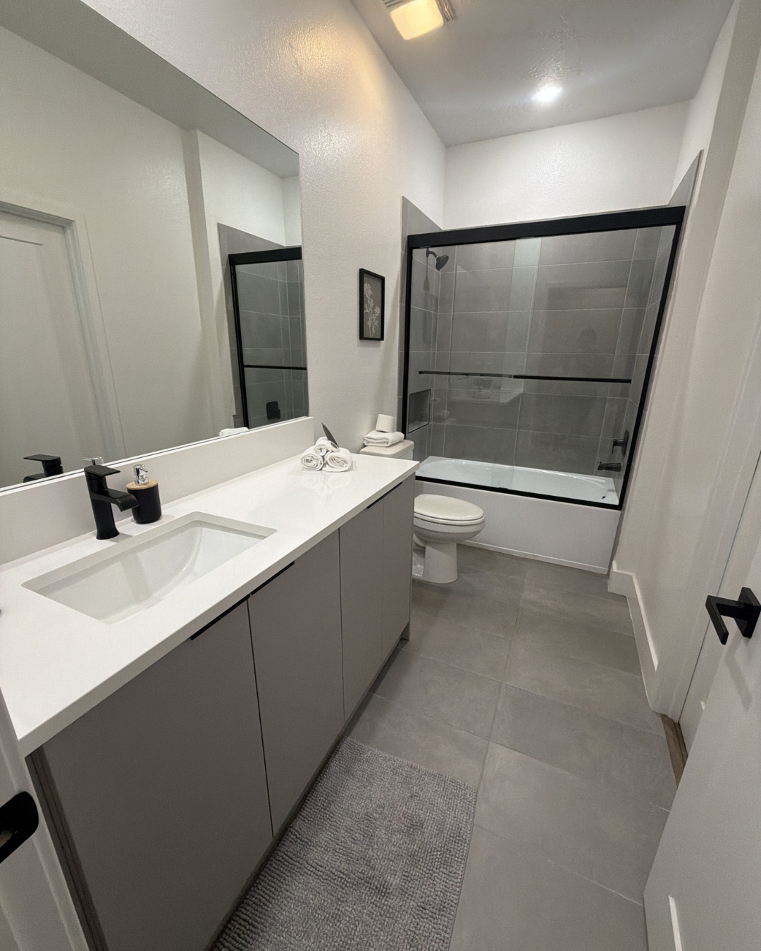 Bathroom 10